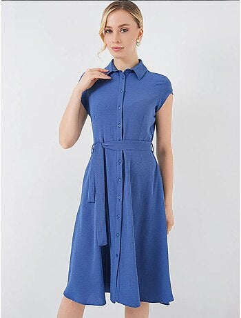 Vestido midi con cuello camisero abotonado y corte a con detalle de ribete bdart