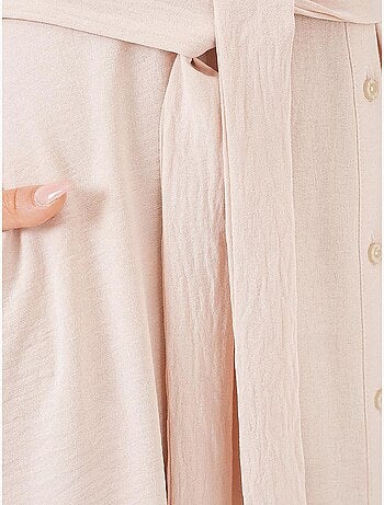 Vestido midi con cuello camisero abotonado y corte a con detalle de ribete bdart