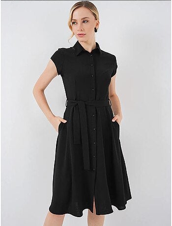 Vestido midi con cuello camisero abotonado y corte a con detalle de ribete bdart