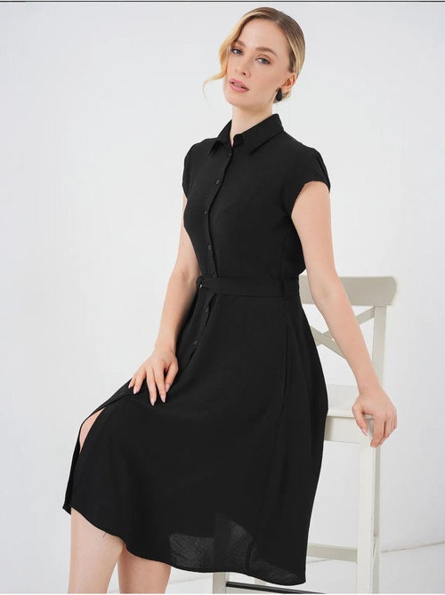 Vestido midi con cuello camisero abotonado y corte a con detalle de ribete bdart - Kiabi Vestido midi con cuello camisero abotonado y corte a con detalle de ribete bdart - Kiabi
