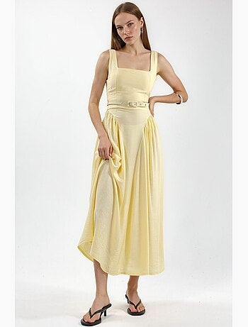 Vestido midi con cuello cuadrado y cinturón busem