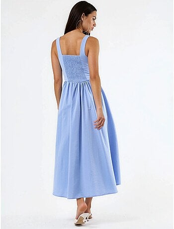 Vestido midi con cuello cuadrado y detalle de botones busem
