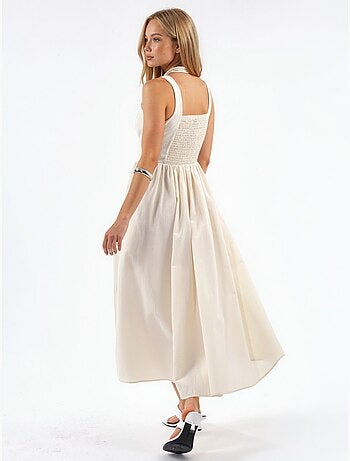 Vestido midi con cuello cuadrado y detalle de botones busem