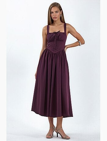 Vestido midi con cuello cuadrado y detalle de botones busem