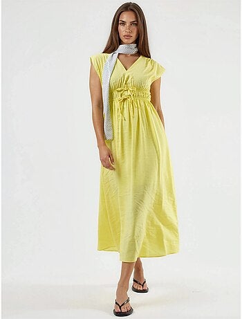Vestido midi con cuello en v y detalle de lazo busem