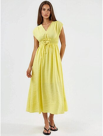 Vestido midi con cuello en v y detalle de lazo busem