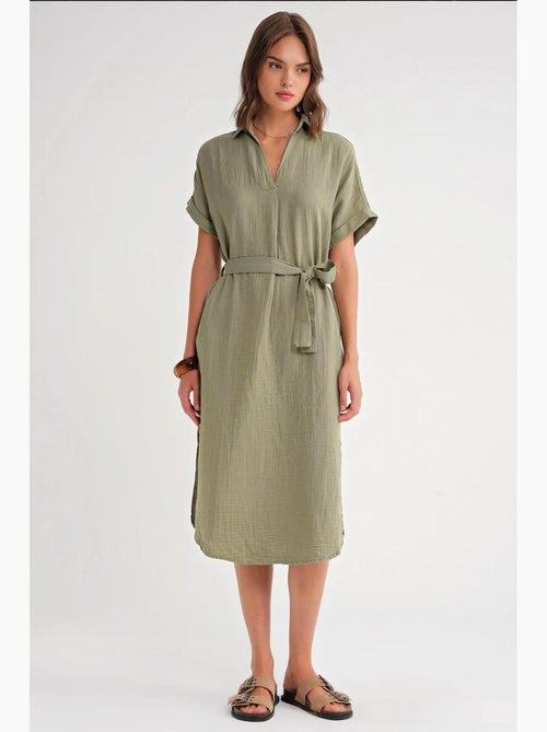 Vestido midi con cuello en v y detalles de accesorios mixray - Kiabi