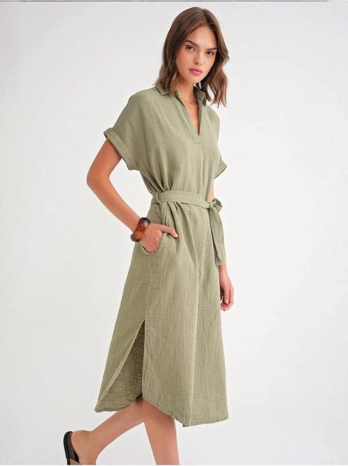 Vestido midi con cuello en v y detalles de accesorios mixray - Kiabi