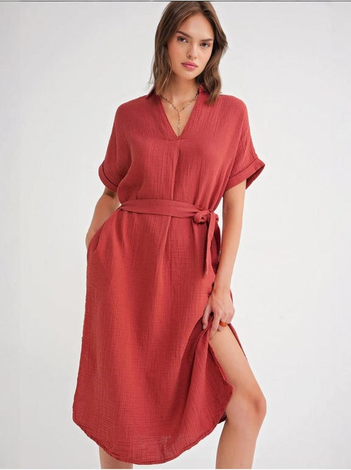 Vestido midi con cuello en v y detalles de accesorios mixray - Kiabi