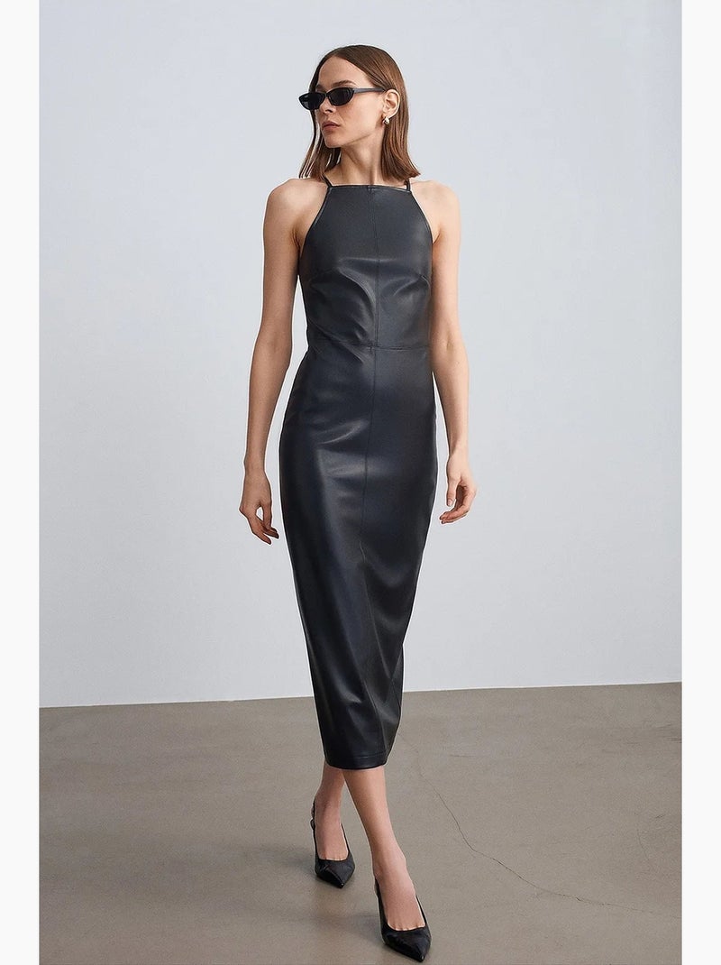 Vestido midi con cuello halter dilvin Negro - Kiabi
