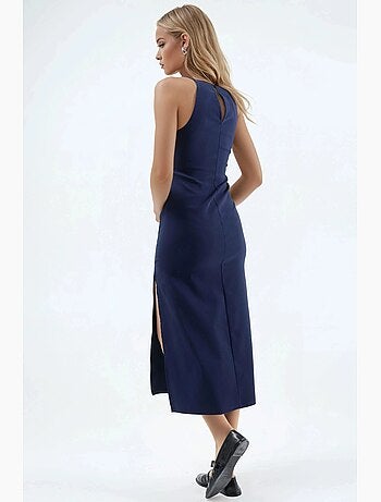 Vestido midi con cuello halter y abertura hiccup