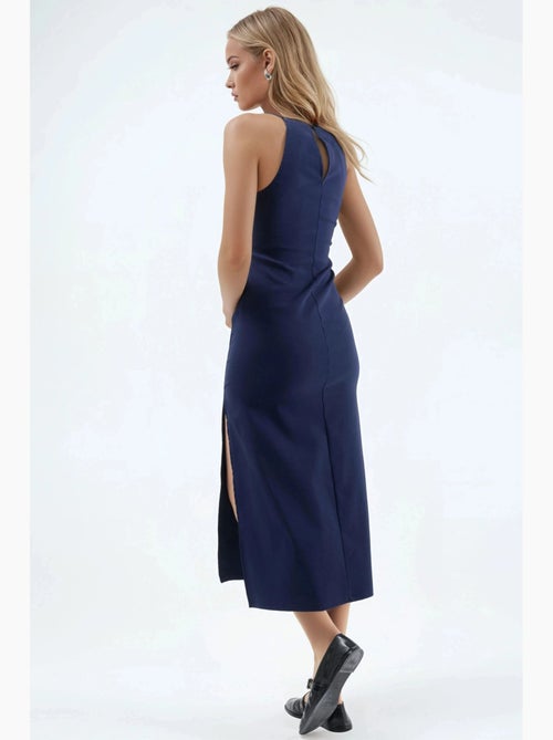Vestido midi con cuello halter y abertura hiccup - Kiabi