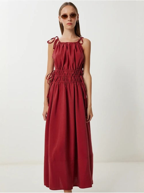 Vestido midi con cuello halter y detalle de lazada istanbul - Kiabi