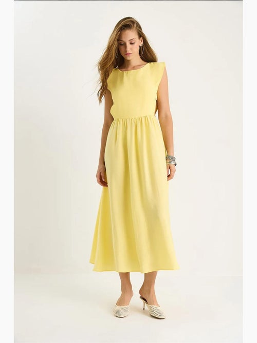 Vestido midi con cuello redondo y aberturas lucci - Kiabi Vestido midi con cuello redondo y aberturas lucci - Kiabi