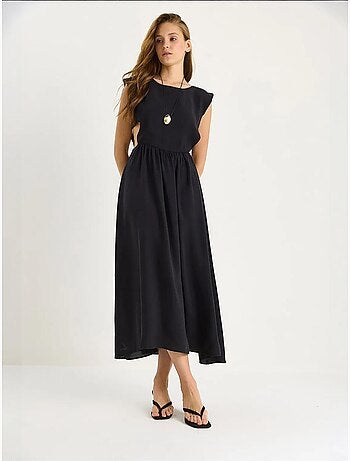 Vestido midi con cuello redondo y aberturas lucci