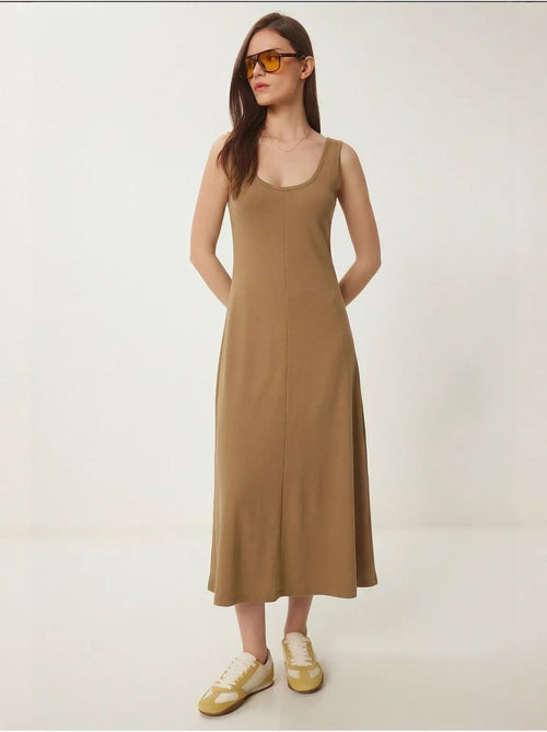 Vestido midi con escote en u istanbul - Kiabi