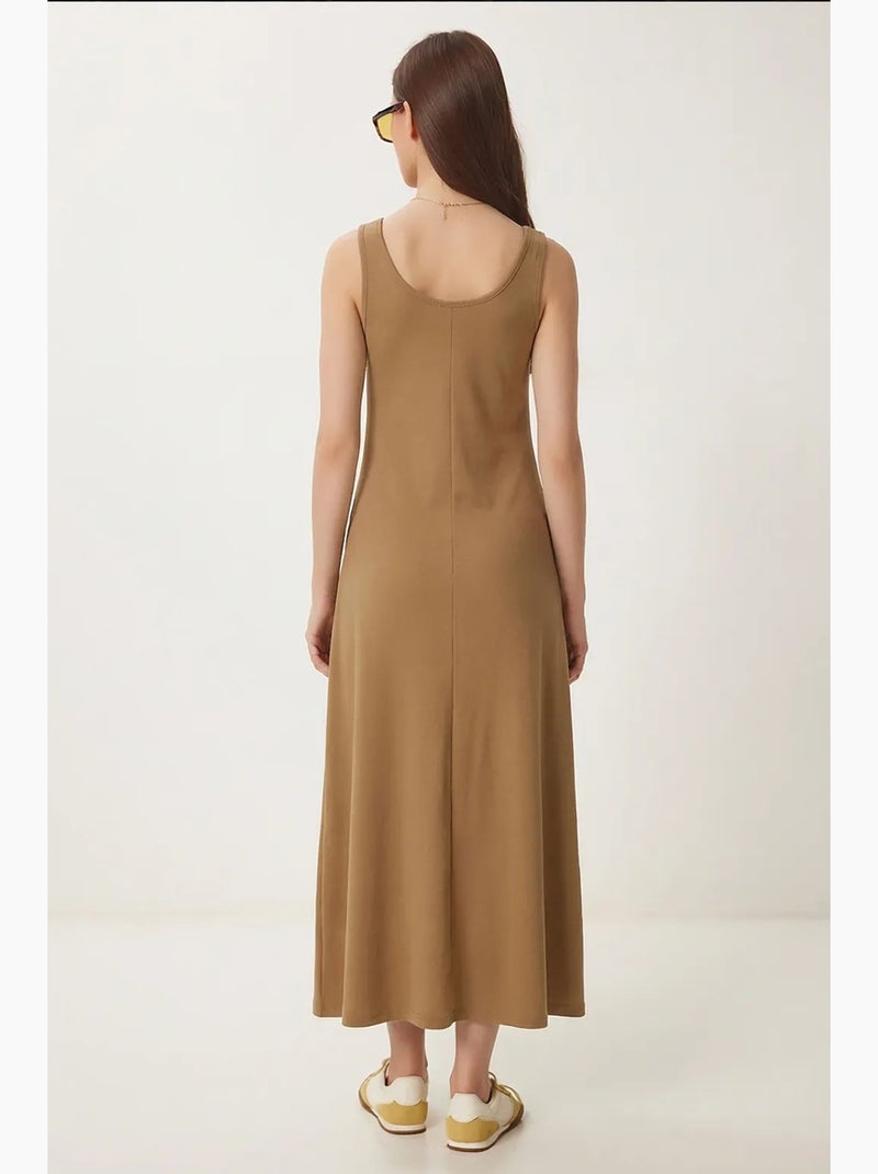 Vestido midi con escote en u istanbul Camel - Kiabi