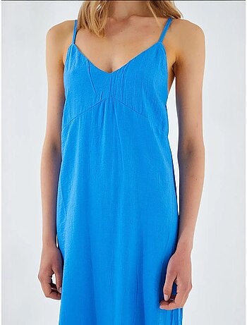 Vestido midi con escote en v y abertura mixray