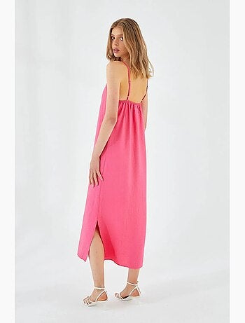Vestido midi con escote en v y abertura mixray