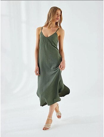 Vestido midi con escote en v y abertura mixray