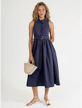 Vestido midi con escote en v y cinturón de busem