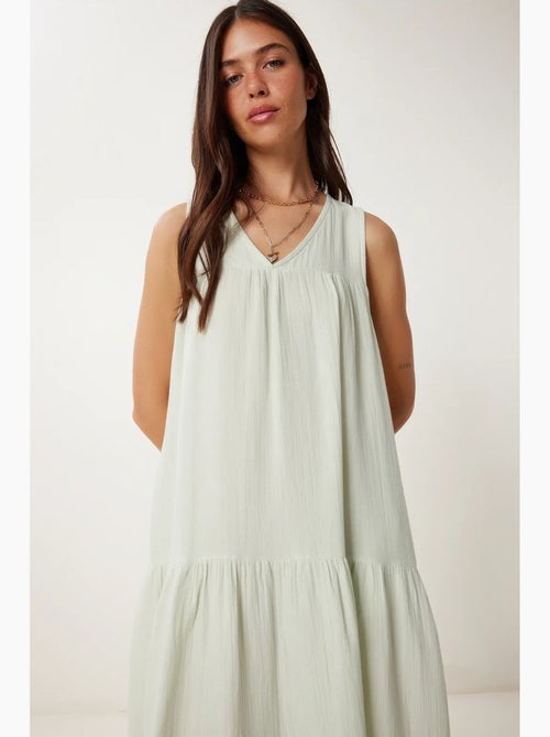 Vestido midi con escote en v y volantes istanbul - Kiabi Vestido midi con escote en v y volantes istanbul - Kiabi