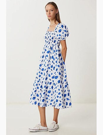 Vestido midi con estampado abstracto de volantes y cuello cuadrado istanbul