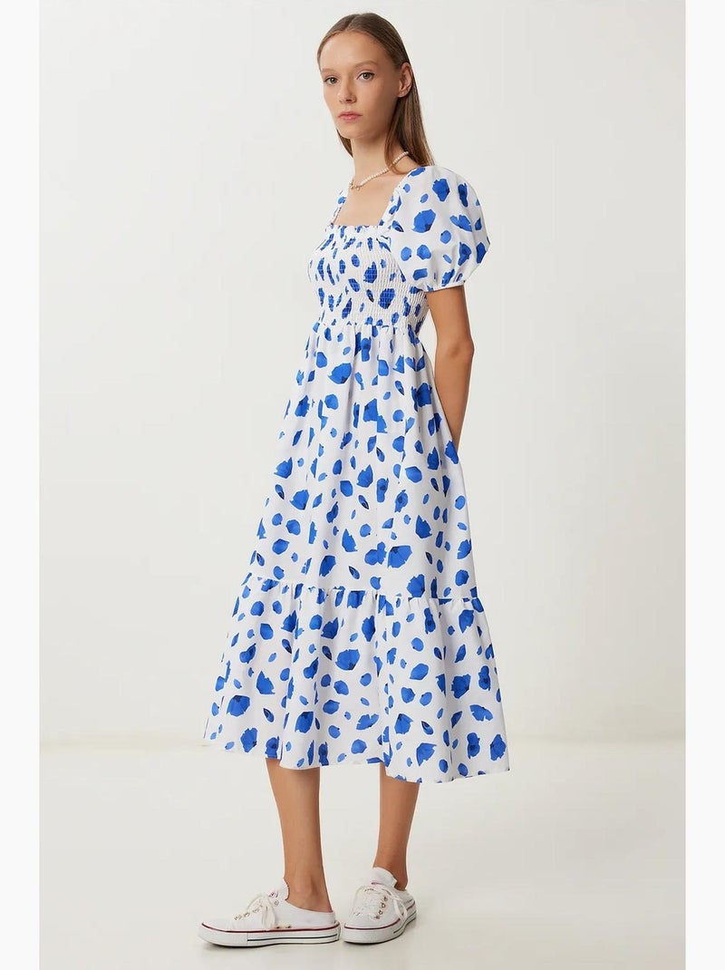 Vestido midi con estampado abstracto de volantes y cuello cuadrado istanbul Blanco - Kiabi