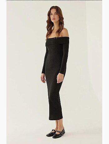Vestido midi con hombros descubiertos hiccup