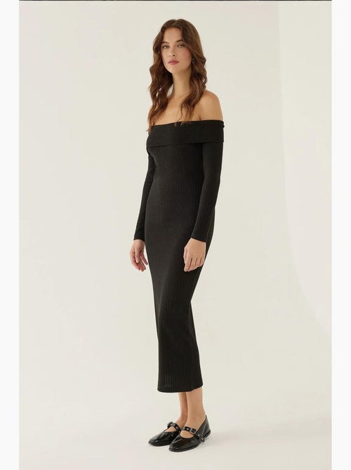 Vestido midi con hombros descubiertos hiccup - Kiabi Vestido midi con hombros descubiertos hiccup - Kiabi