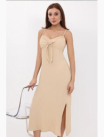 Vestido midi con tirantes finos y lazo en la parte delantera hiccup