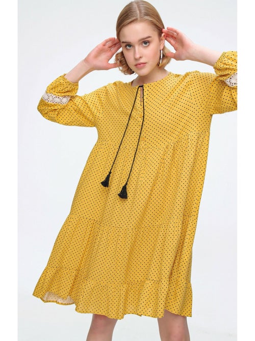 Vestido midi con volantes - Kiabi