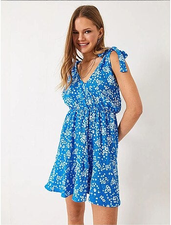 Vestido midi con volantes florales lucci