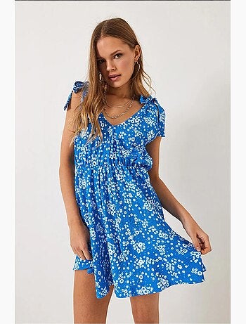 Vestido midi con volantes florales lucci