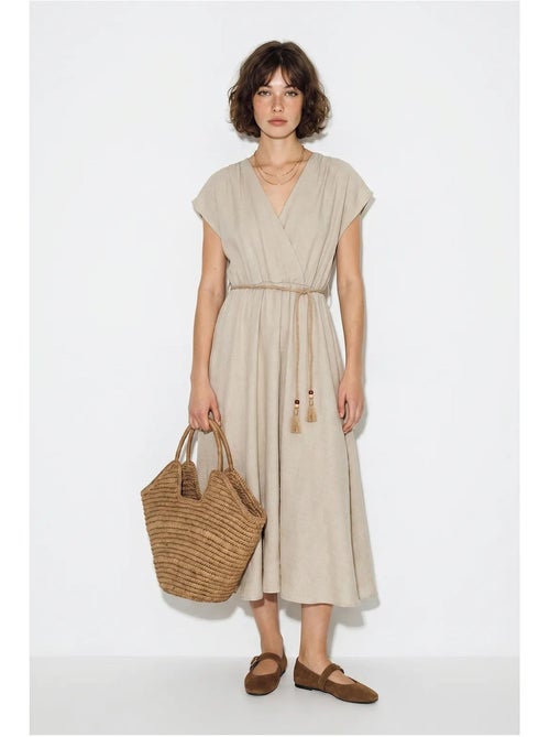 Vestido midi cruzado con cinturón lucci - Kiabi Vestido midi cruzado con cinturón lucci - Kiabi