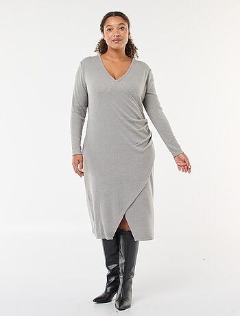 Vestido midi cruzado de punto