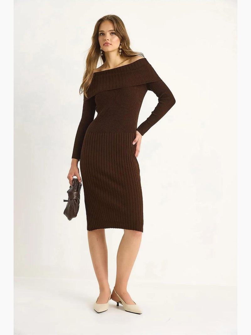 Vestido midi de canalé con cuello en u de lucci Marrón chocolate - Kiabi
