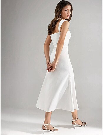 Vestido midi de corte a con cuello de corazón hiccup