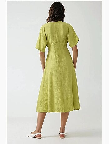 Vestido midi de corte a con cuello redondo hiccup