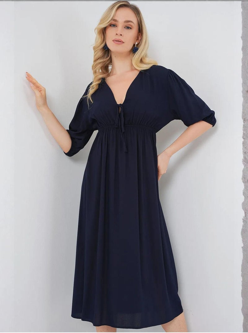 Vestido midi de corte a con escote en v y detalle de ribete bdart Azul marino - Kiabi