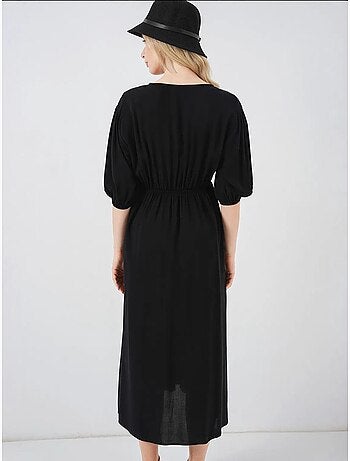 Vestido midi de corte a con escote en v y detalle de ribete bdart