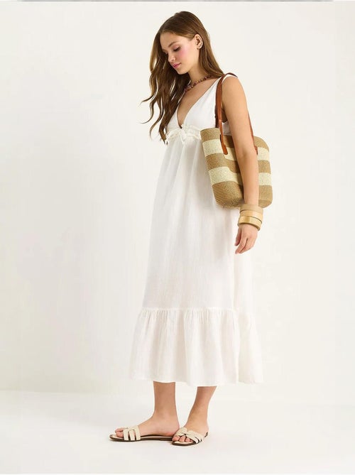 Vestido midi de corte a con escote en v y detalle de ribete lucci - Kiabi Vestido midi de corte a con escote en v y detalle de ribete lucci - Kiabi