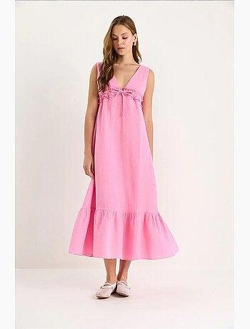 Vestido midi de corte a con escote en v y detalle de ribete lucci
