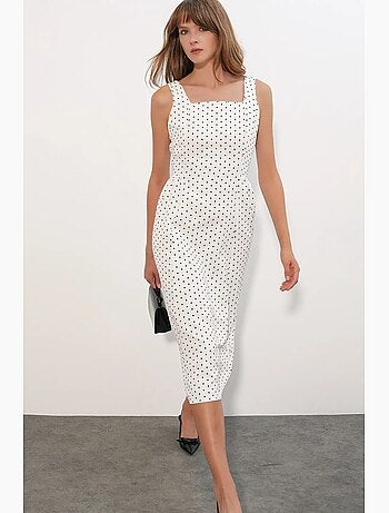 Vestido midi de corte a con lunares bdart