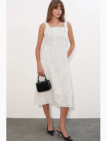 Vestido midi de corte a con lunares bdart