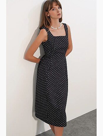 Vestido midi de corte a con lunares bdart