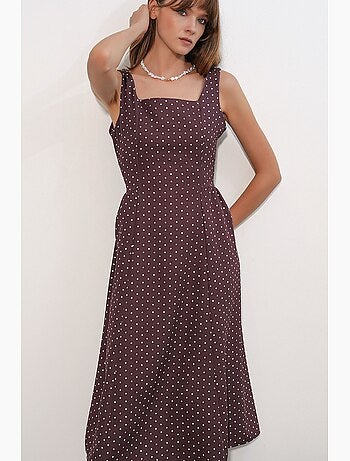 Vestido midi de corte a con lunares bdart
