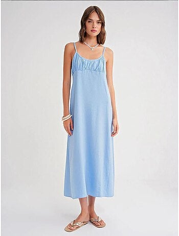 Vestido midi de corte relajado con cuello cuadrado y detalle de volantes de mixray