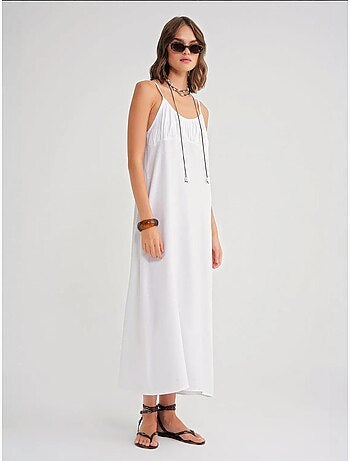 Vestido midi de corte relajado con cuello cuadrado y detalle de volantes de mixray