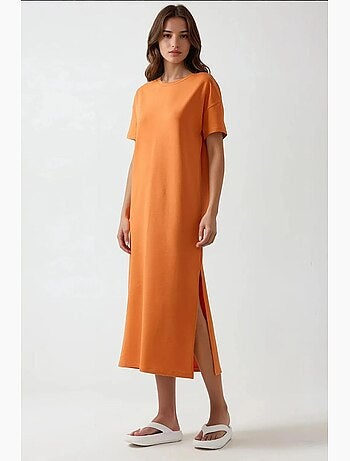 Vestido midi de corte relajado con cuello redondo hiccup